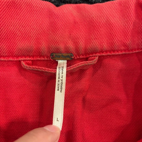 Free People Red Denim Jacket Women Large Cropped Trucker Style Button Up - Picture 2 of 8